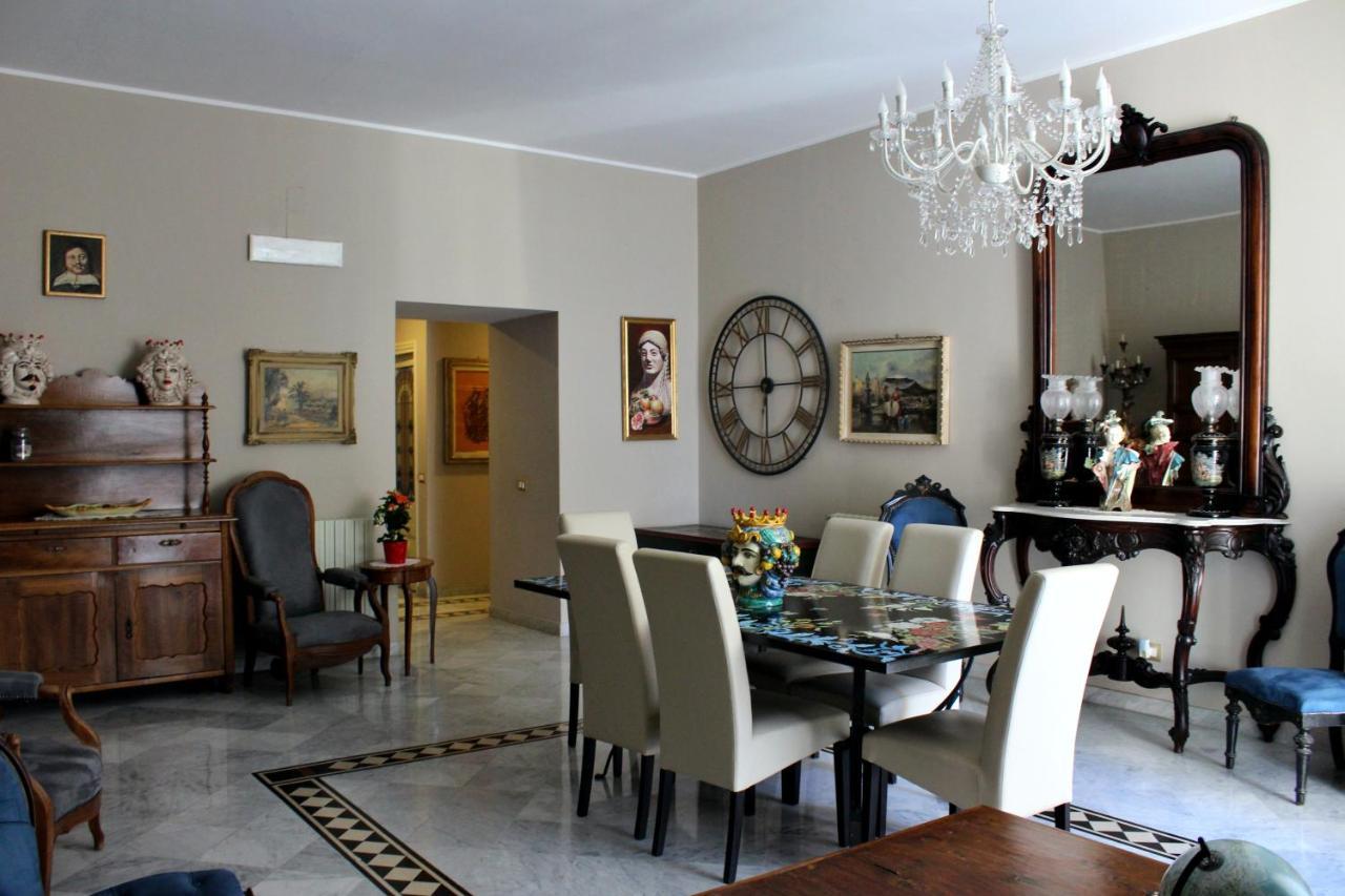 Barocco B&B คาตาเนีย ภายนอก รูปภาพ