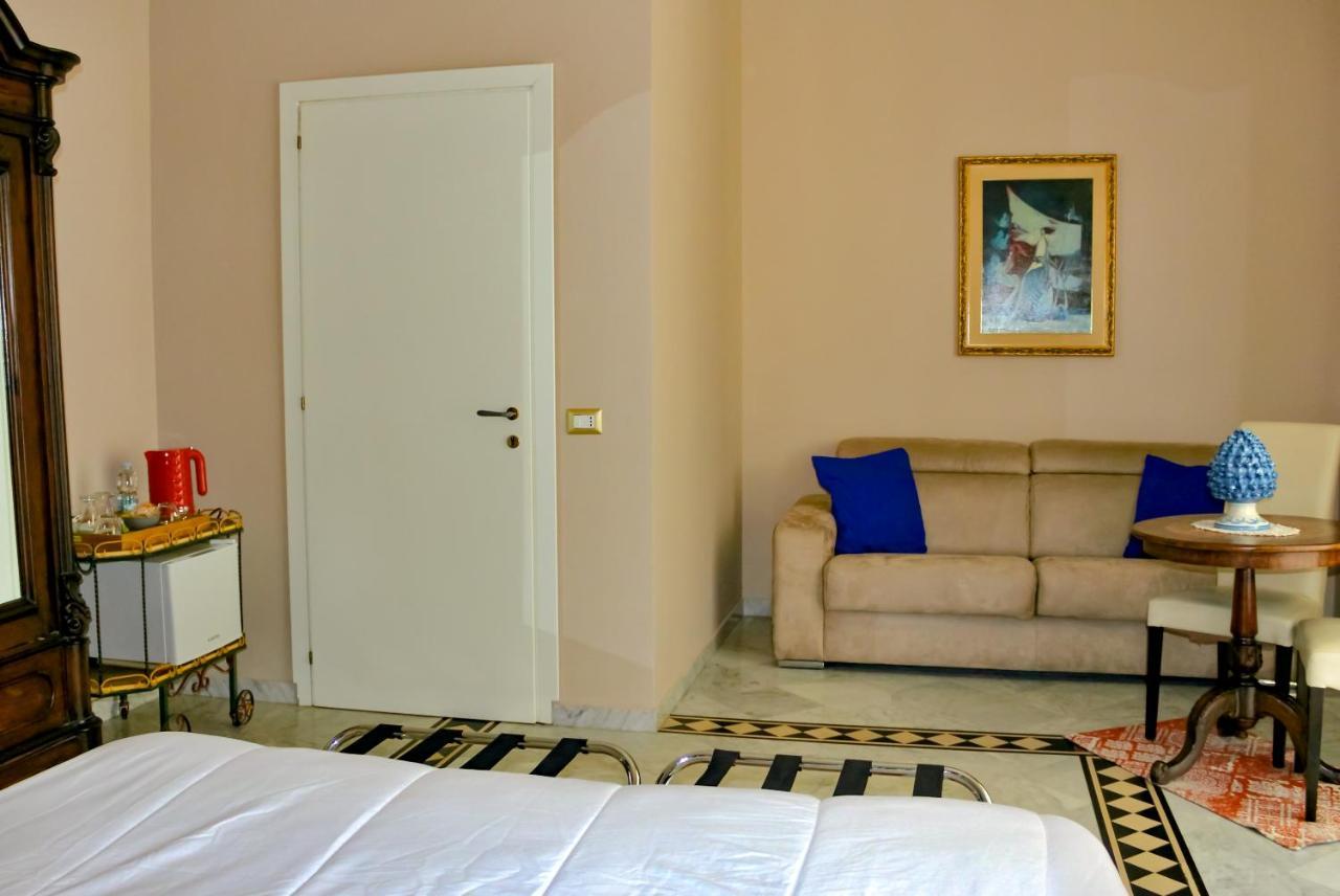 Barocco B&B คาตาเนีย ภายนอก รูปภาพ