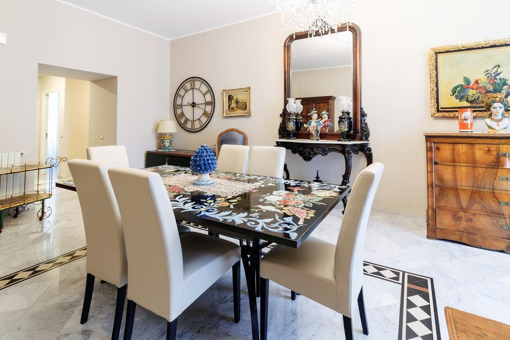 Barocco B&B คาตาเนีย ภายนอก รูปภาพ
